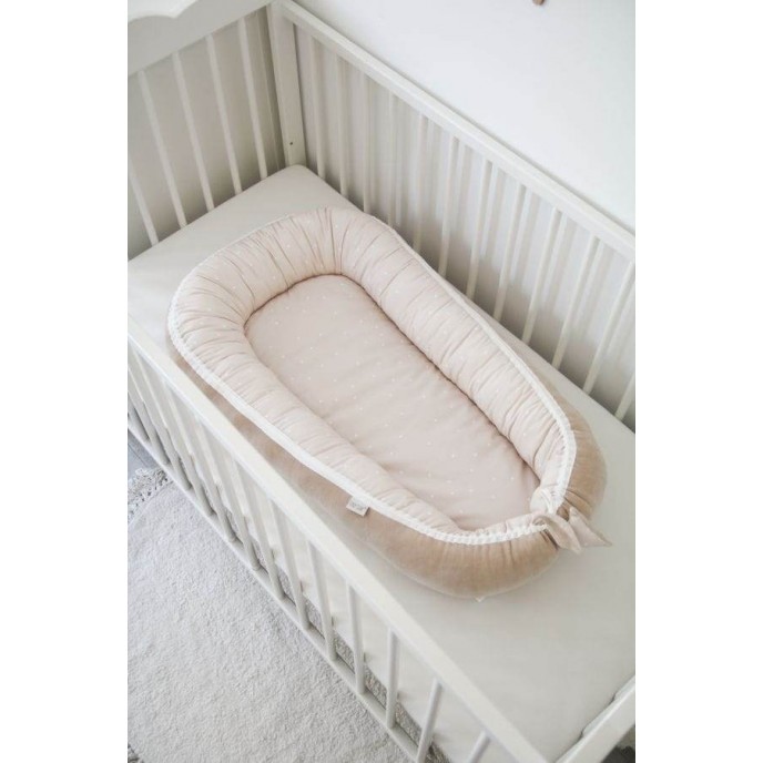 Tiny Star Baby Nest Dots Beige